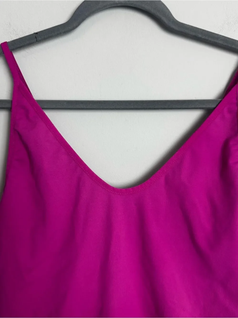 FREE PEOPLE | INTIMATELY Magenta V-Neck Spaghetti Strap Bodysuit Women’s Size M